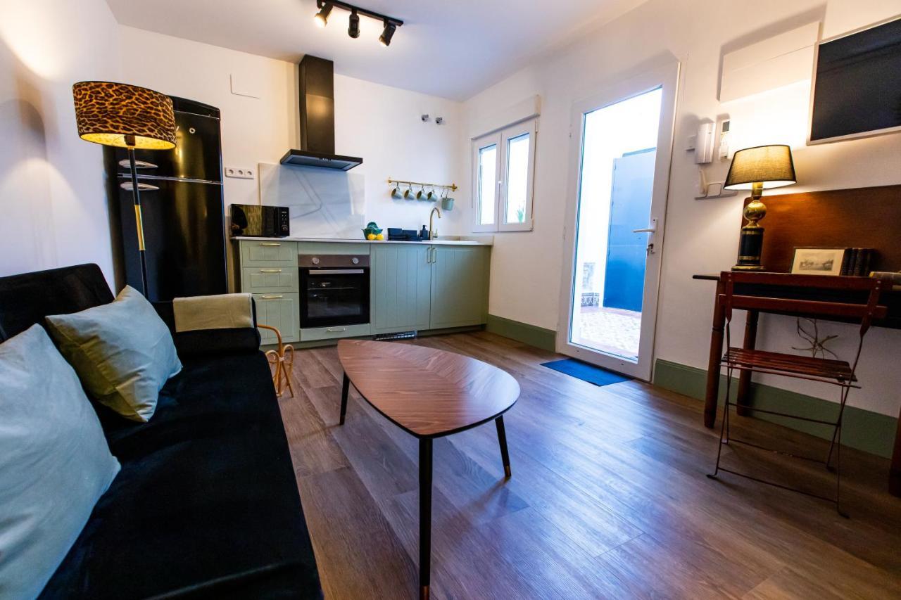 Apartamentos Gaviota Valencina de la Concepción Екстериор снимка