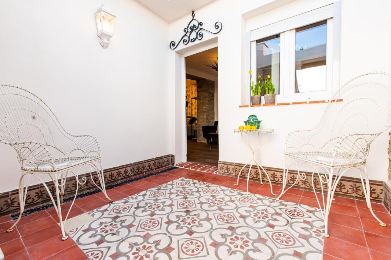 Apartamentos Gaviota Valencina de la Concepción Екстериор снимка