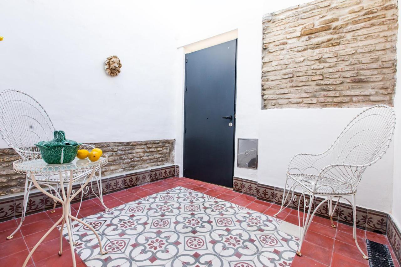 Apartamentos Gaviota Valencina de la Concepción Екстериор снимка